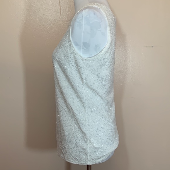 ONYX Nite Sleeveless White V-Neck w/BLING - Picture 3 of 7